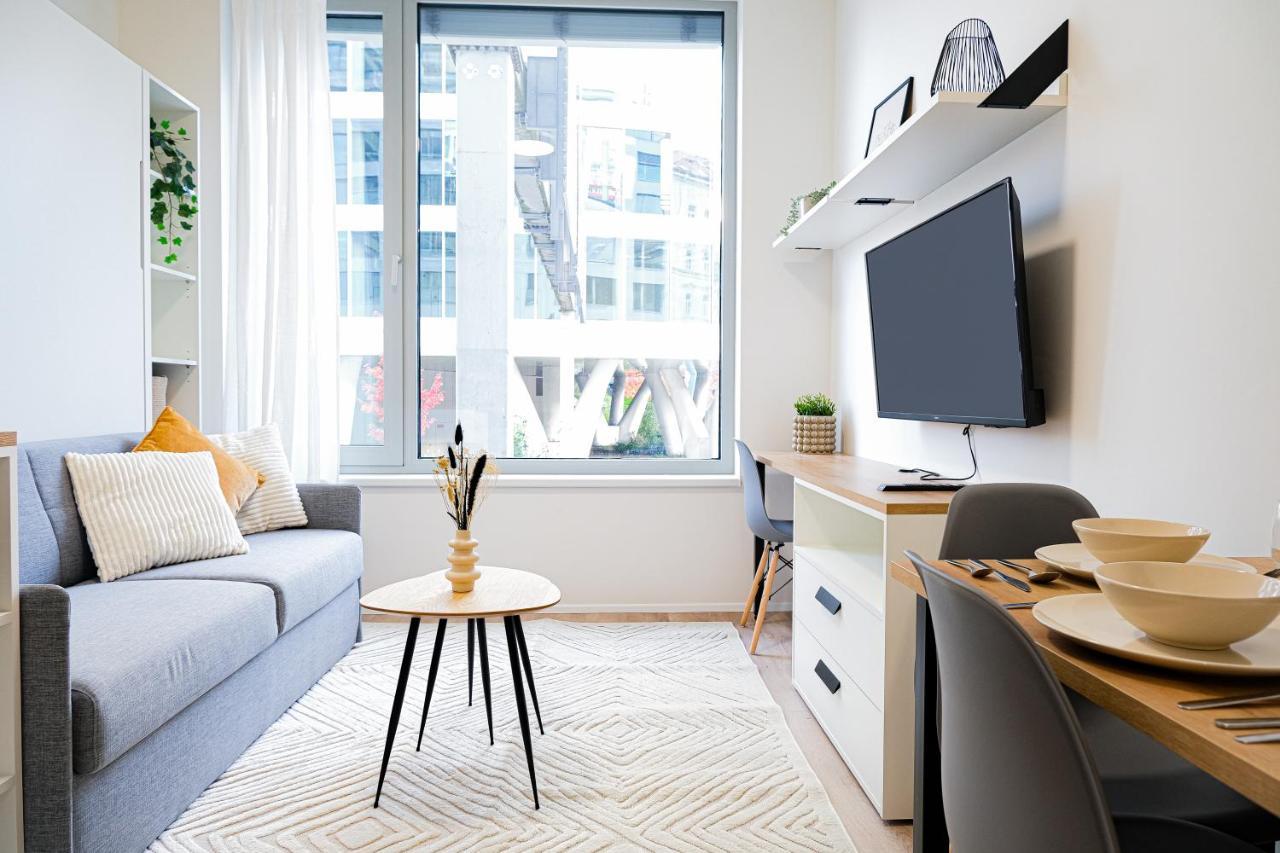 Mymozart Apartments Prague By Rentero Property Екстериор снимка