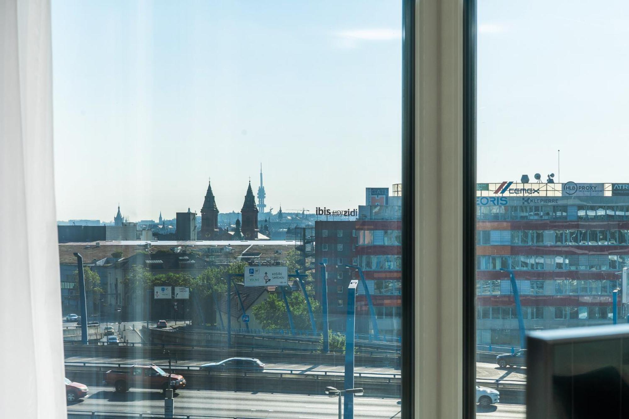 Mymozart Apartments Prague By Rentero Property Екстериор снимка