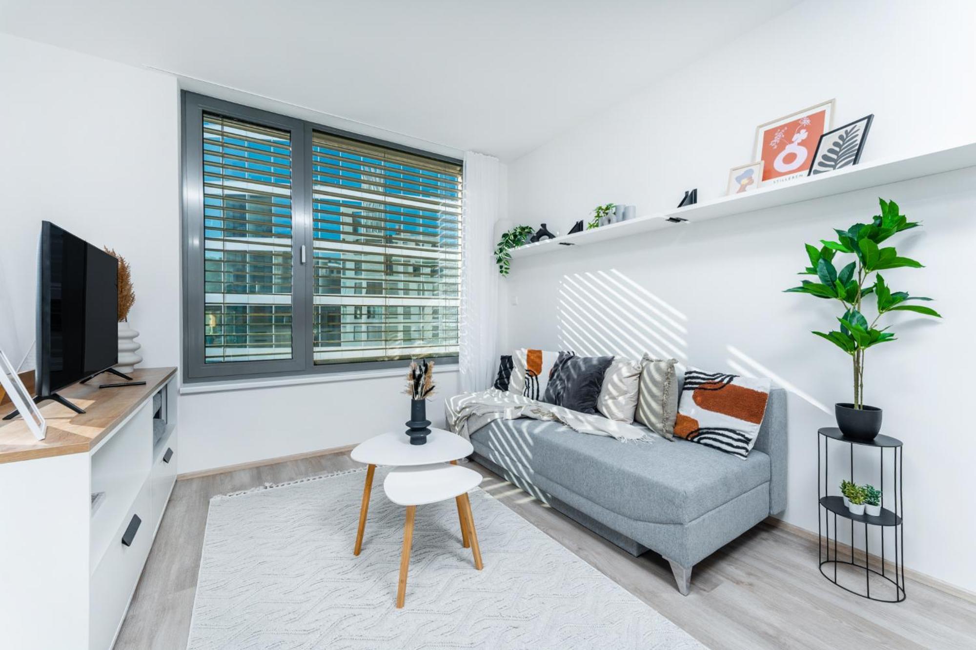Mymozart Apartments Prague By Rentero Property Екстериор снимка